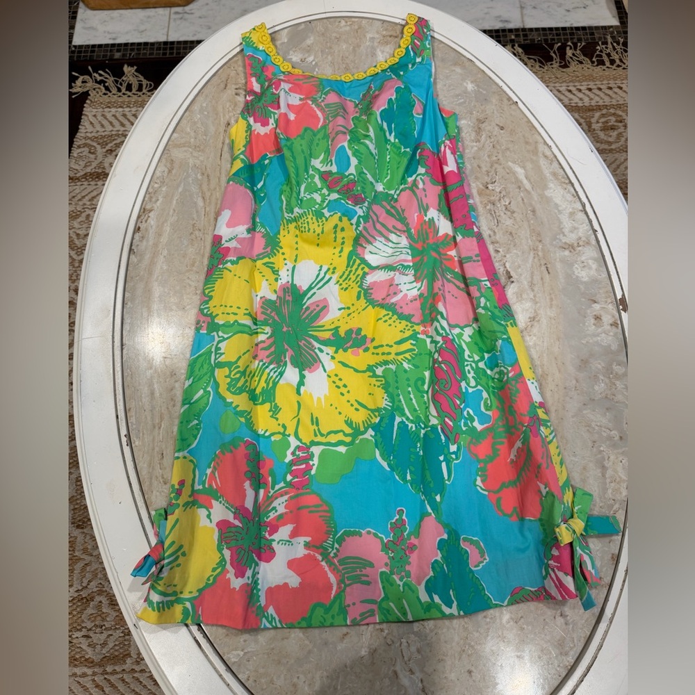 Ladies Lilly Pulitzer dress